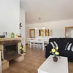 Villa Punta Colet